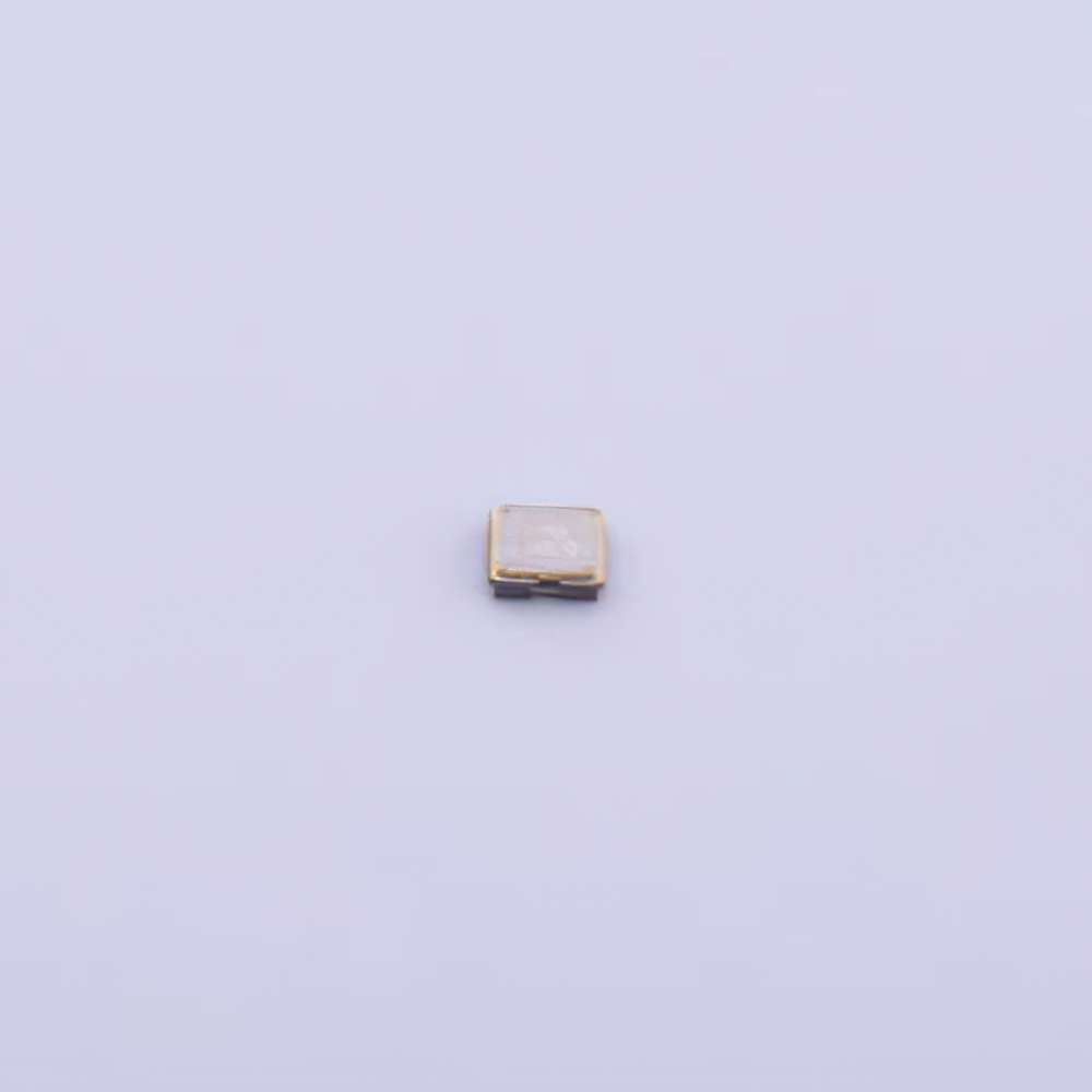 OT201633.3333MJBA4SL 33.3333MHz ±10ppm 1.8V~3.3V YSO110TR